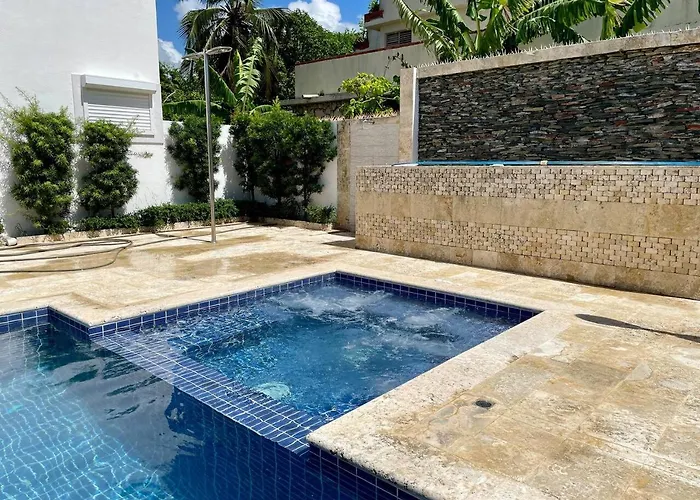 Beachside Getaway 3Br Pool 5Min Walk To Beach Wi-Fi